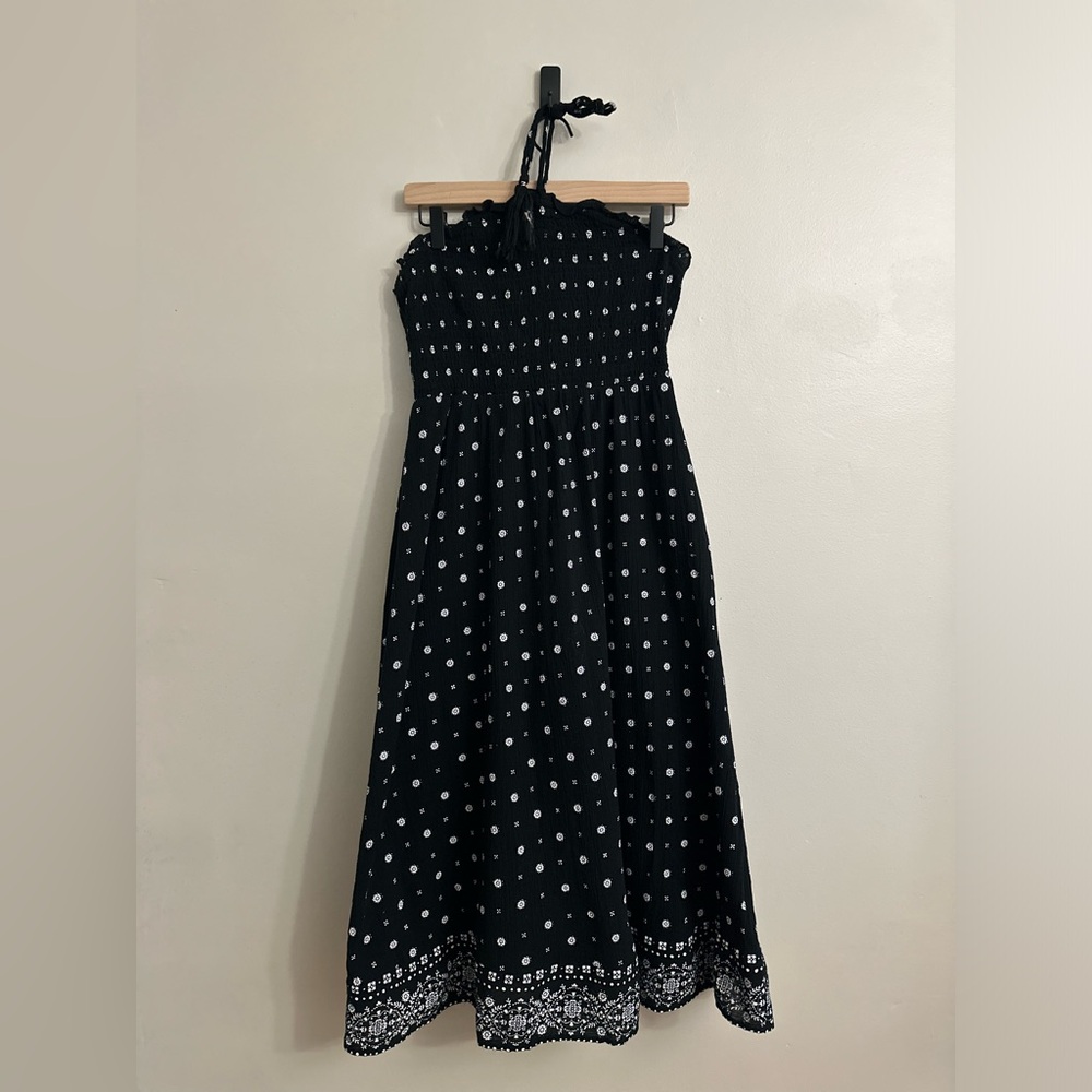 Old Navy tie neck shirred top dress, midi length, L, black and white print